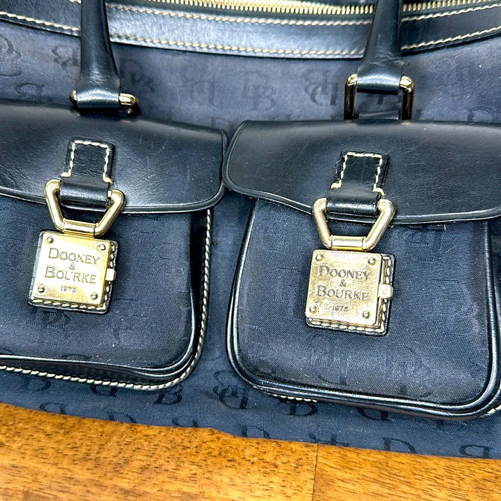 Vintage Dooney & Bourke black Satchel logo Canvas handbag leather handles & trim - Picture 3 of 13
